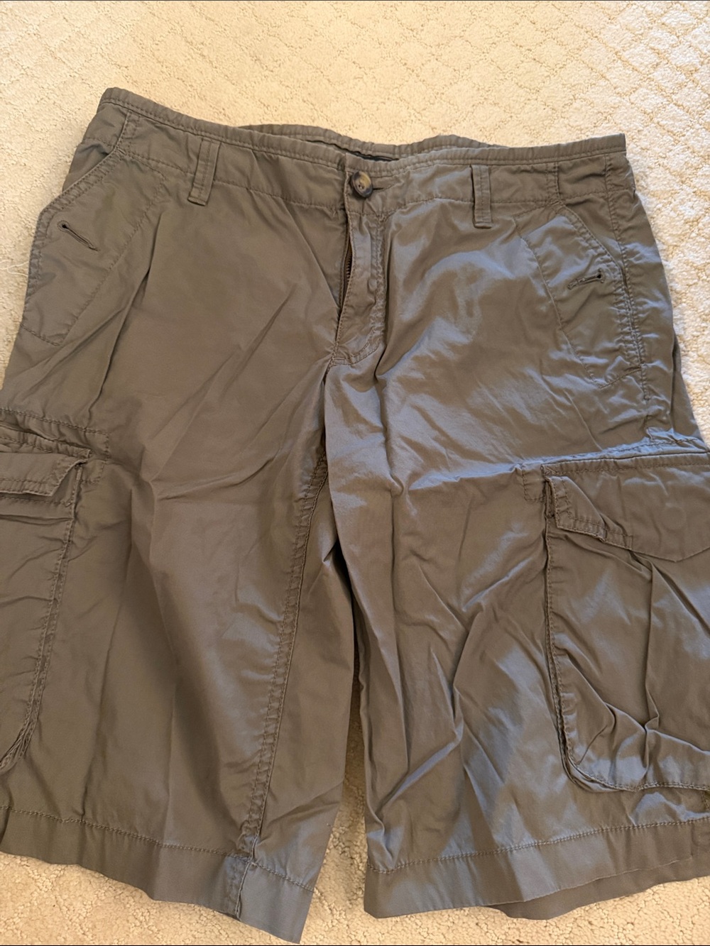 Banana Republic Women's Cargo Shorts in Gray